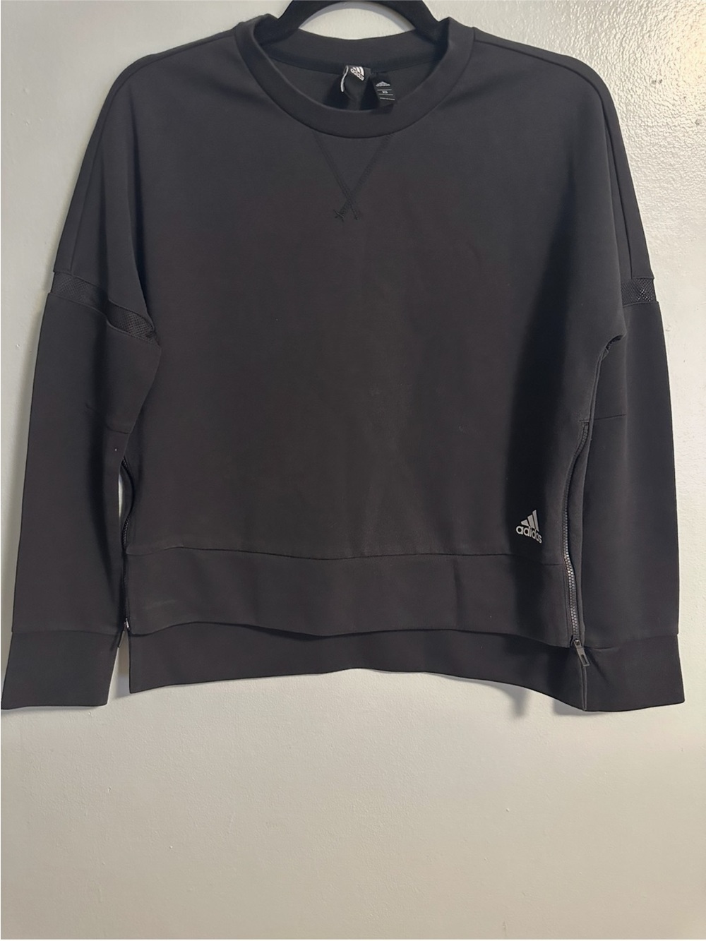 adidas women Black Crewneck Pullover Sweatshirt